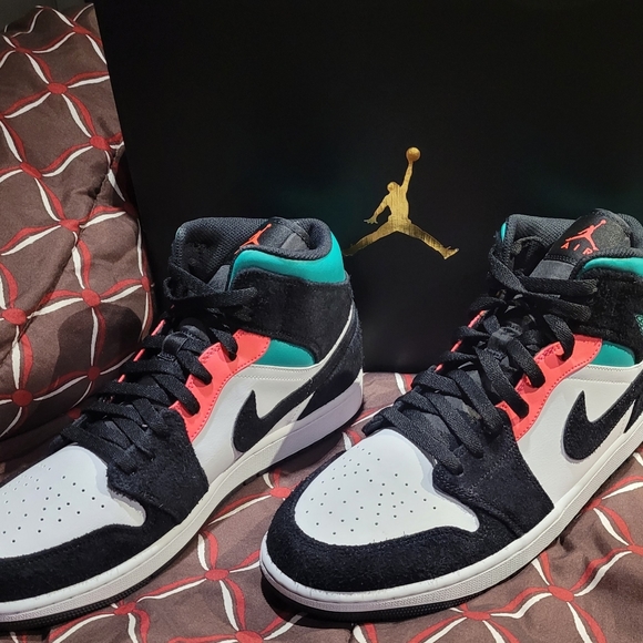 aj1 mid se south beach